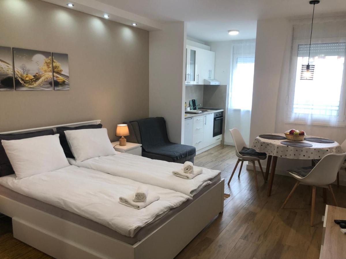 Apartments Biro 수보티차 외부 사진