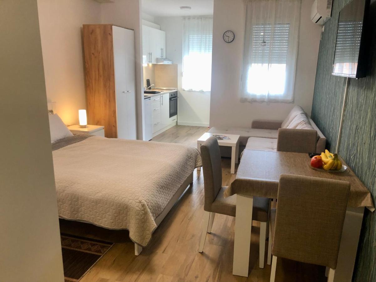 Apartments Biro 수보티차 외부 사진