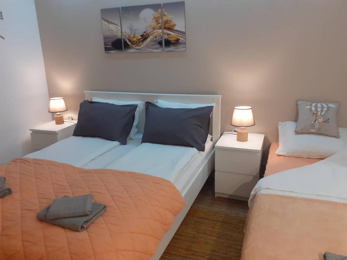 Apartments Biro 수보티차 외부 사진